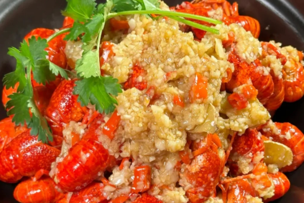 小龙虾底料酱料，小龙虾商用酱料味府食品的怎么样